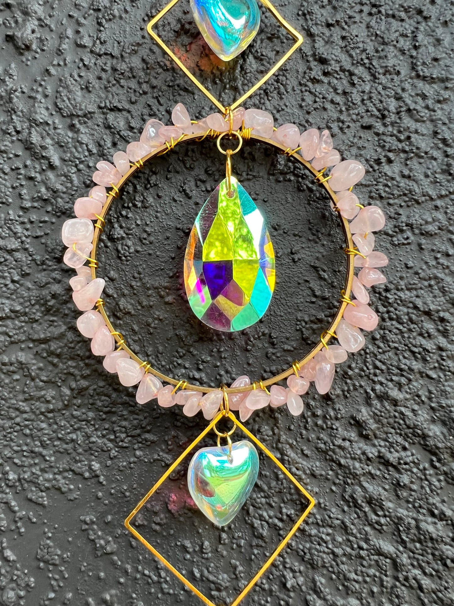 Delphi Round Heart Rose Quartz Sun Catche