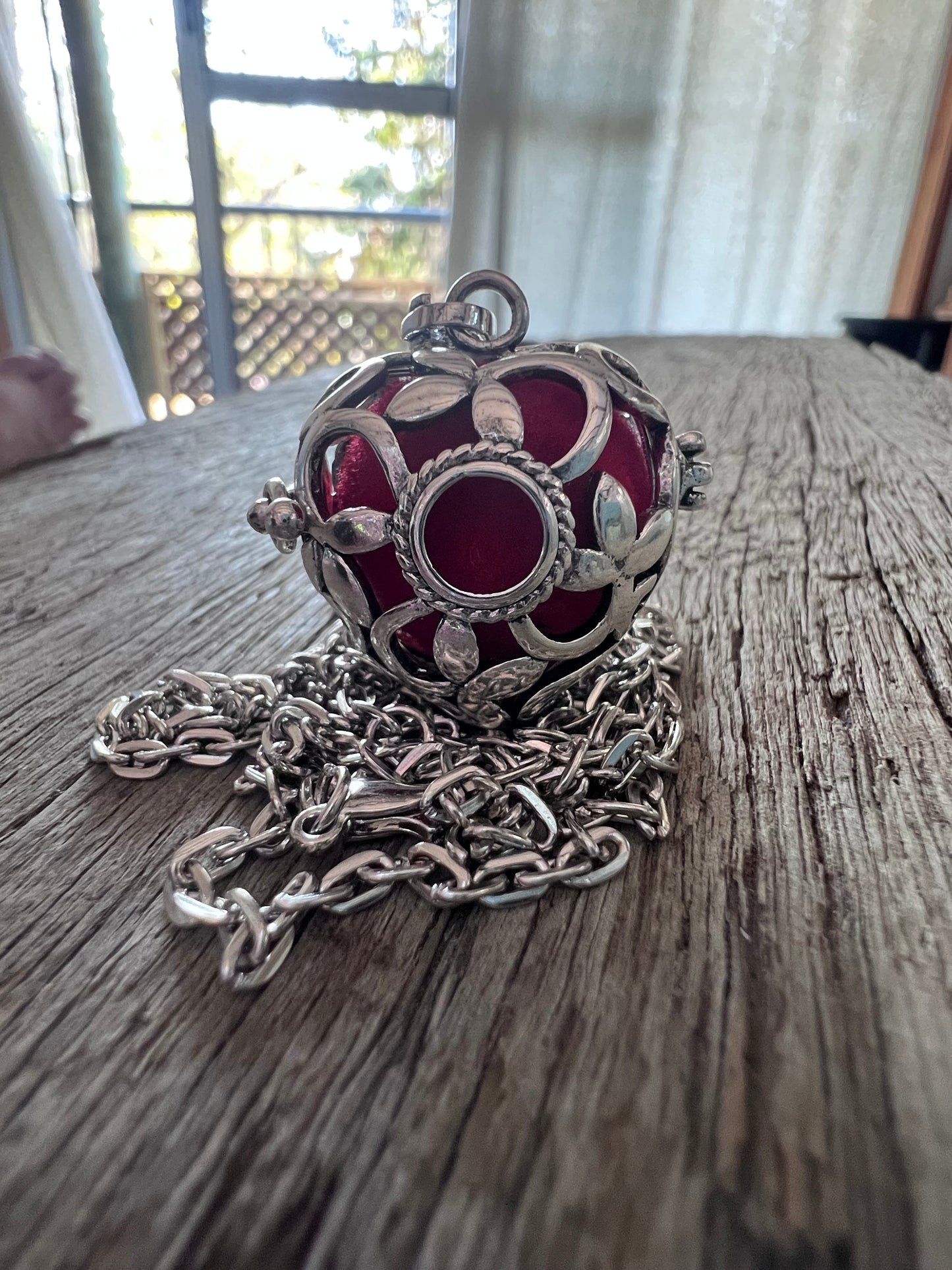 Oh My Heart Oil Diffuser Pendant