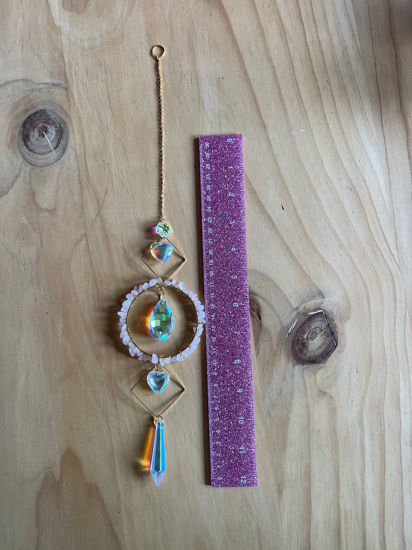 Delphi Round Heart Rose Quartz Sun Catche