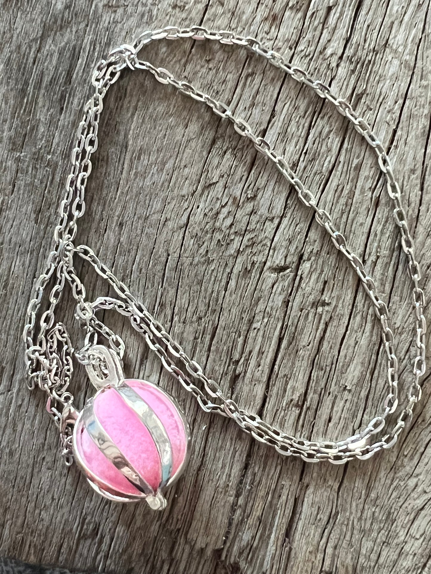 Curved Round Oil Diffuser Pendant