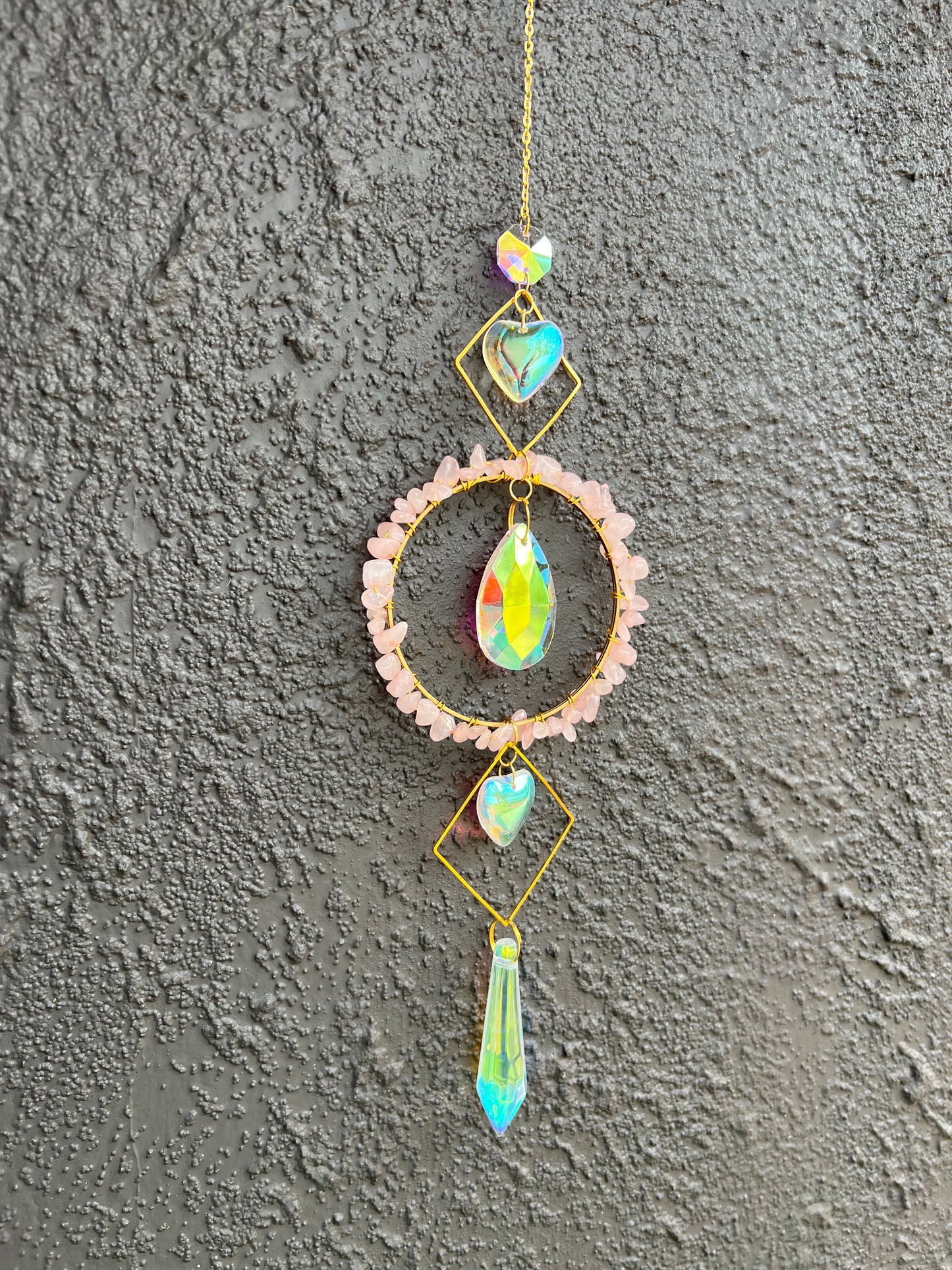 Delphi Round Heart Rose Quartz Sun Catche