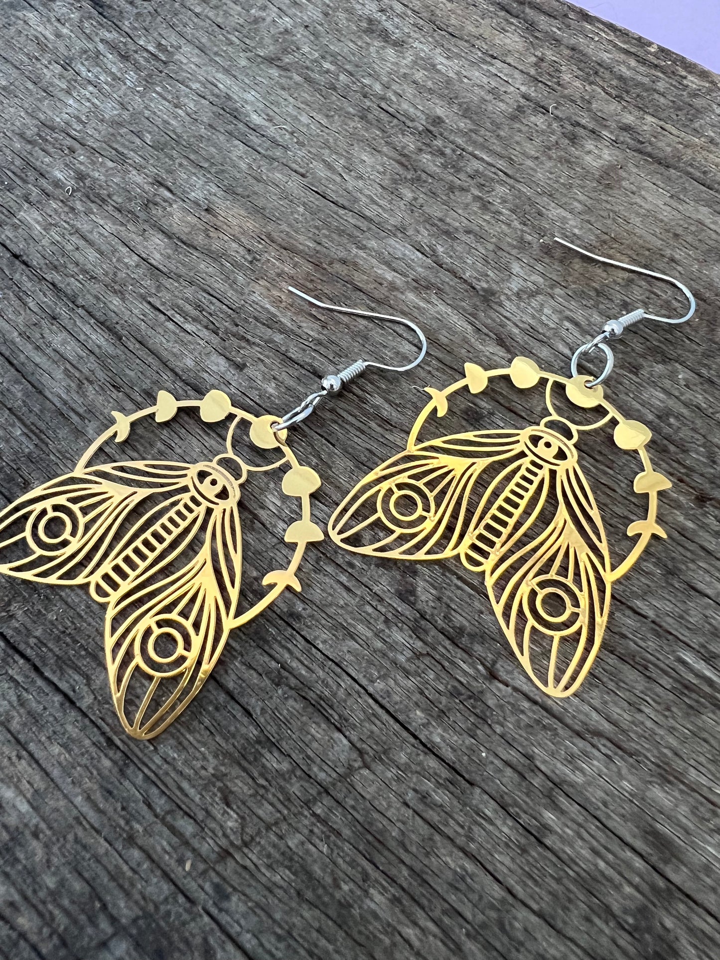 Shinny Gold Aurora Filigree Earrings