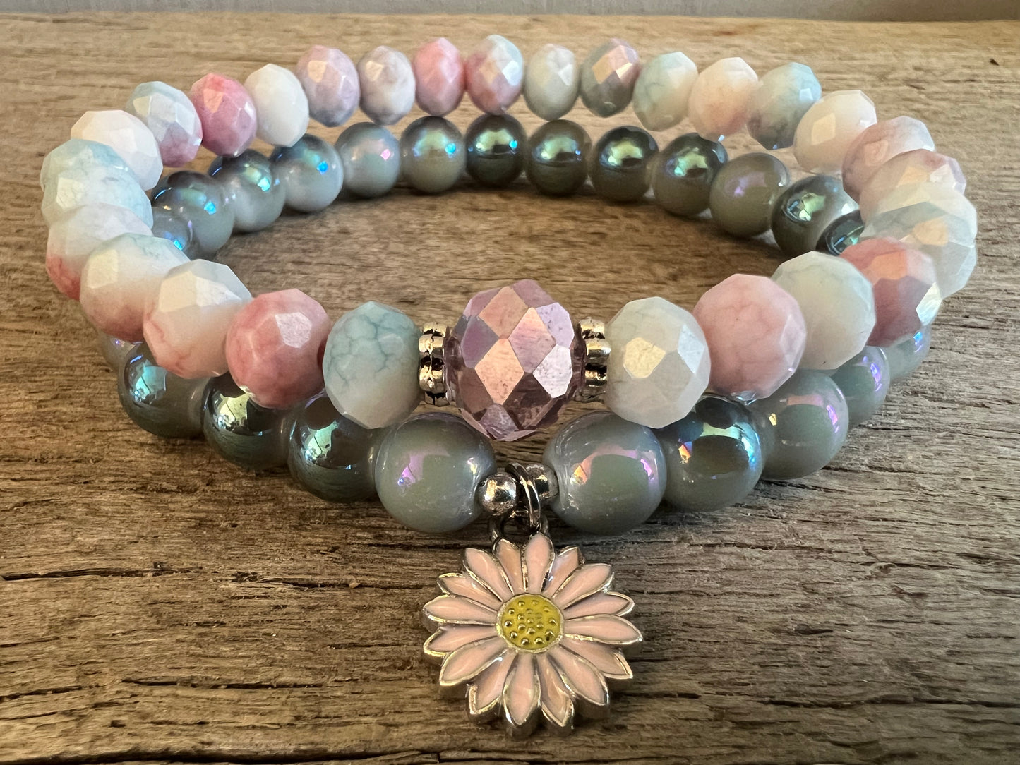 Daisy Charm Czeck Beaded Bracelet Set