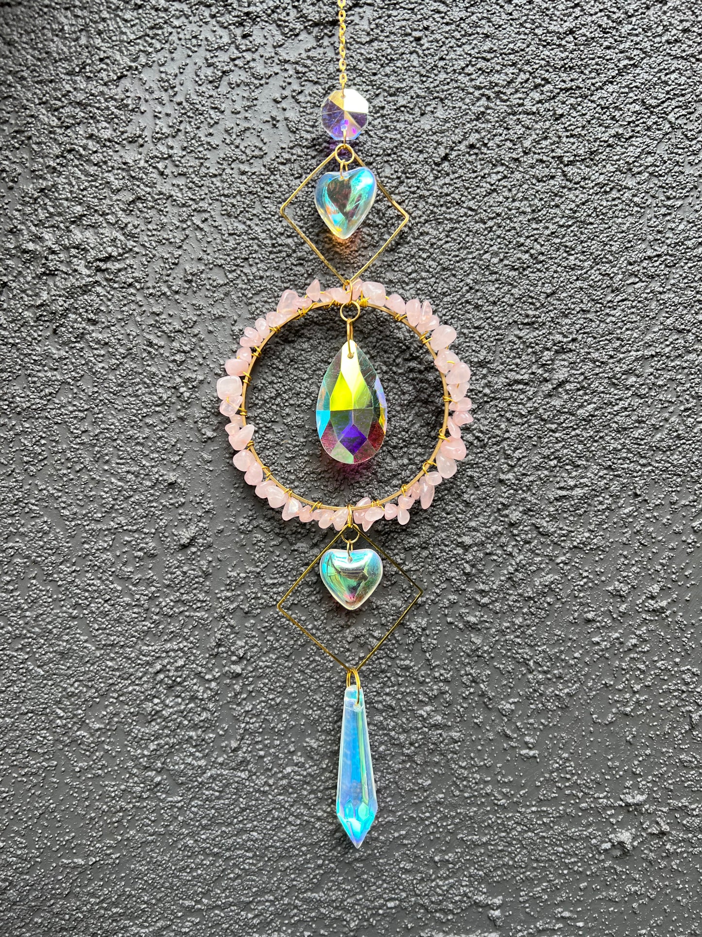 Delphi Round Heart Rose Quartz Sun Catche