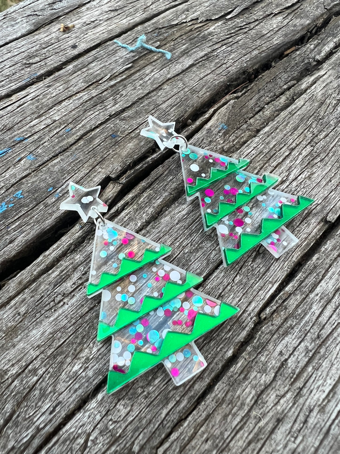 Beautiful Acrylic Mirror Xmas Tree Earrings B