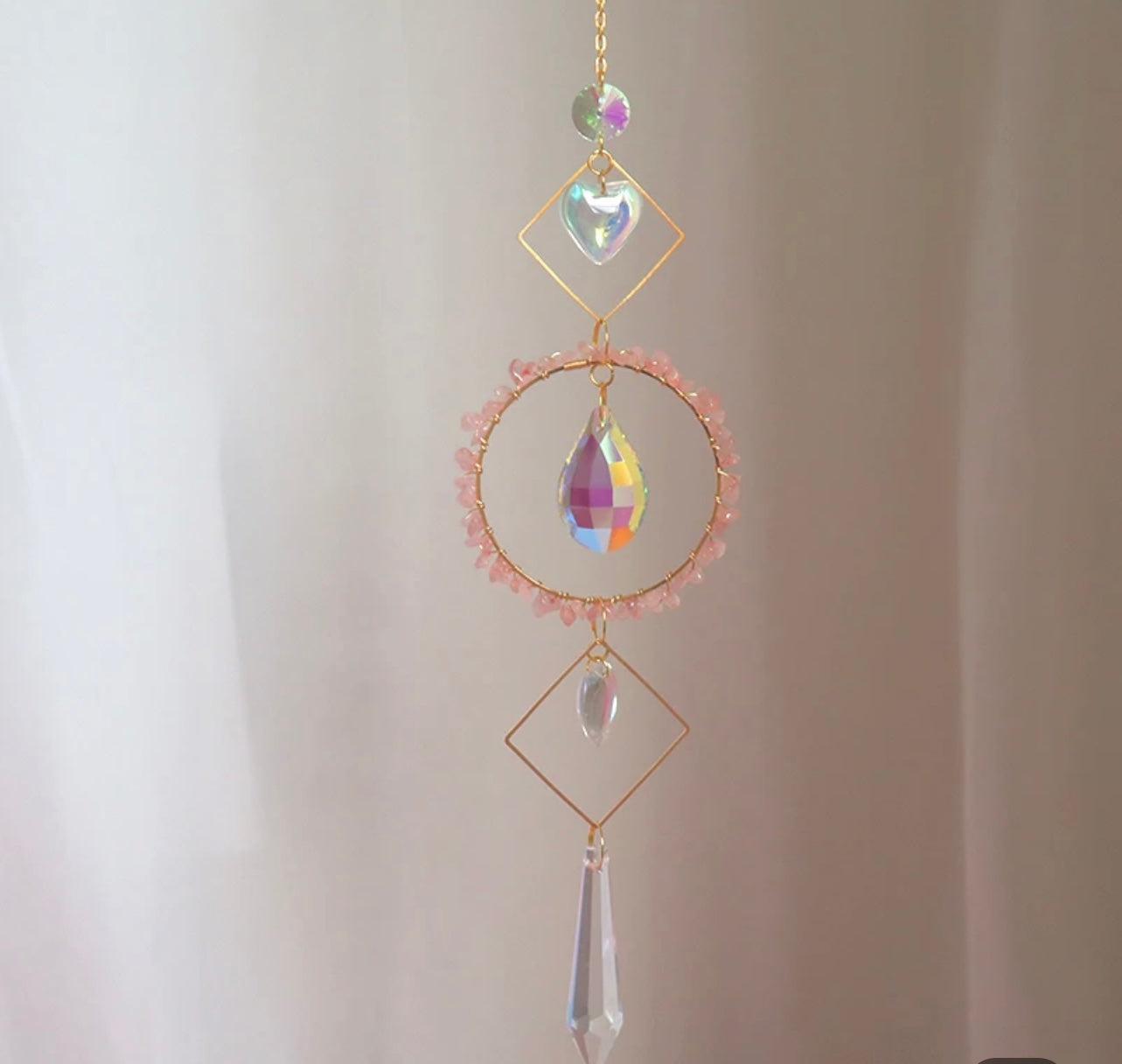 Delphi Round Heart Rose Quartz Sun Catche