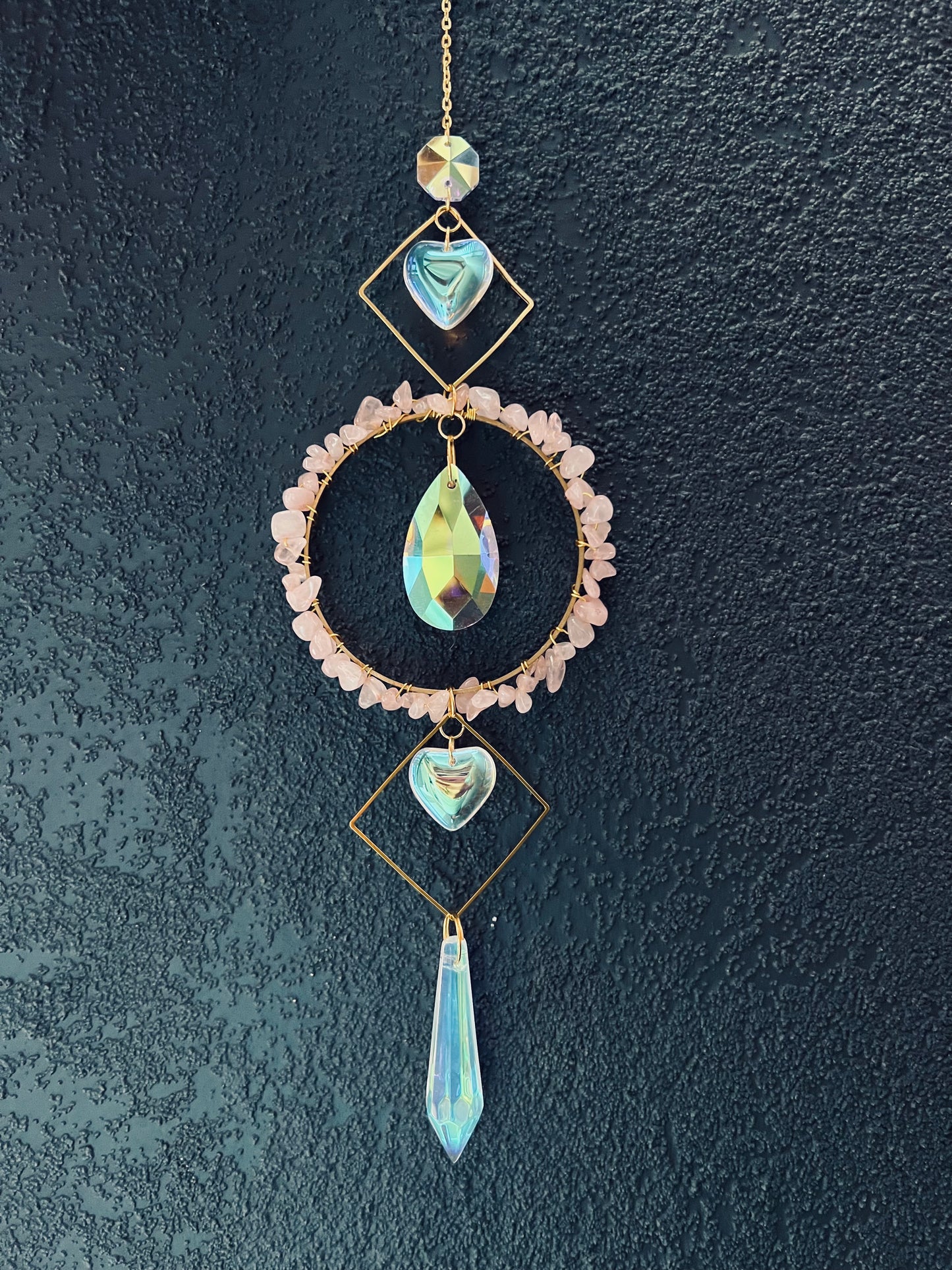 Delphi Round Heart Rose Quartz Sun Catche