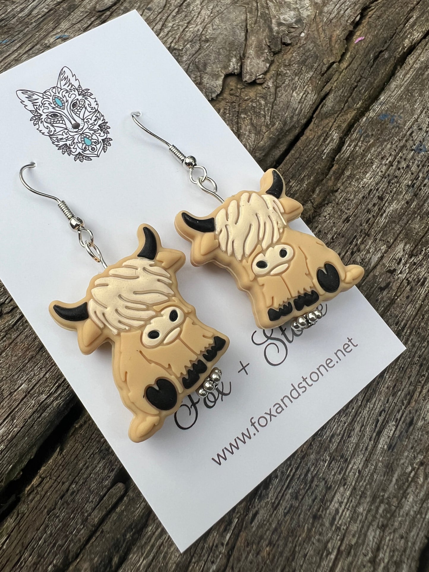 Super Cute Beige Highland Cow Earrings