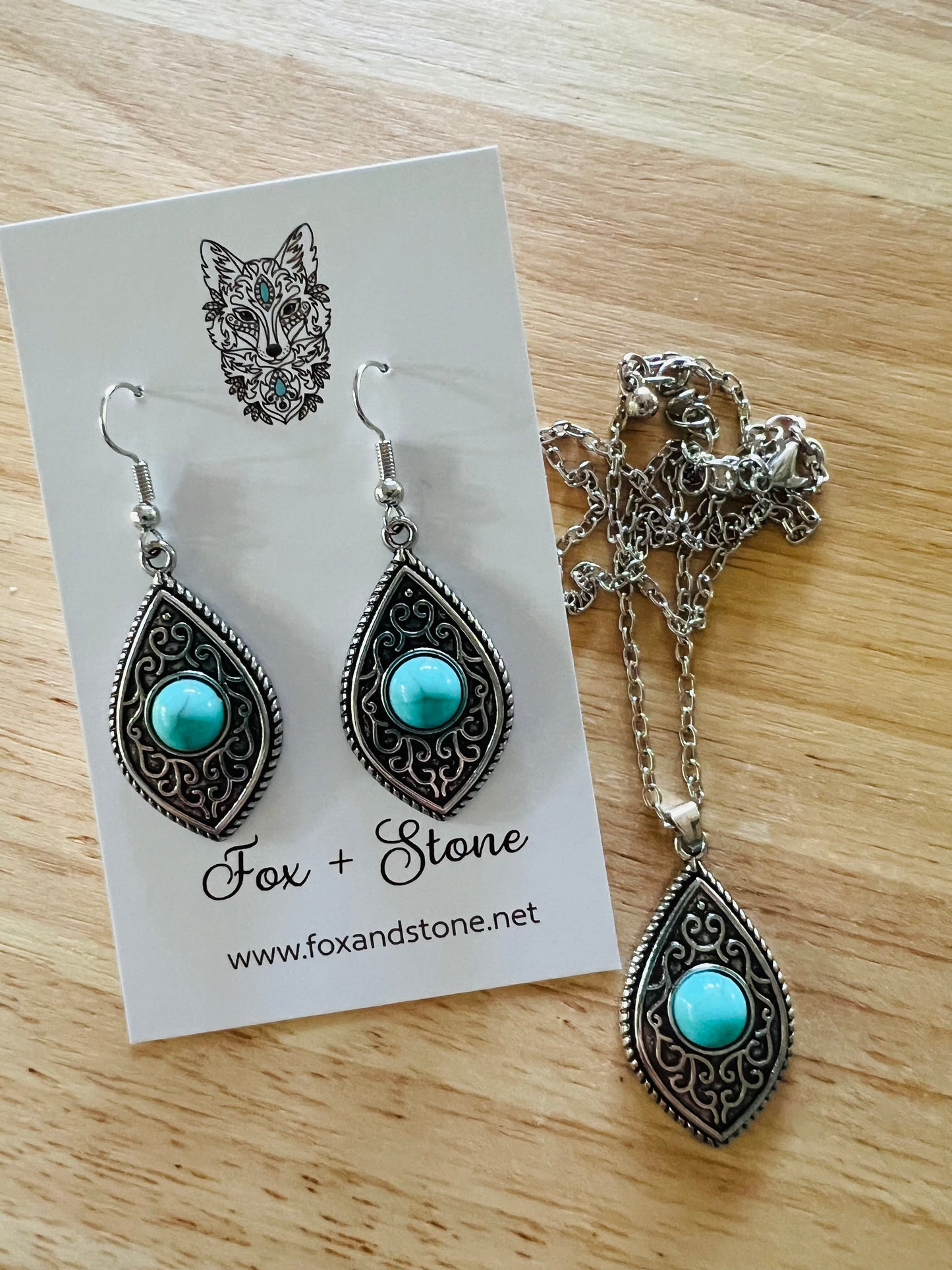 Turquoise Oval Pendant Earring Set
