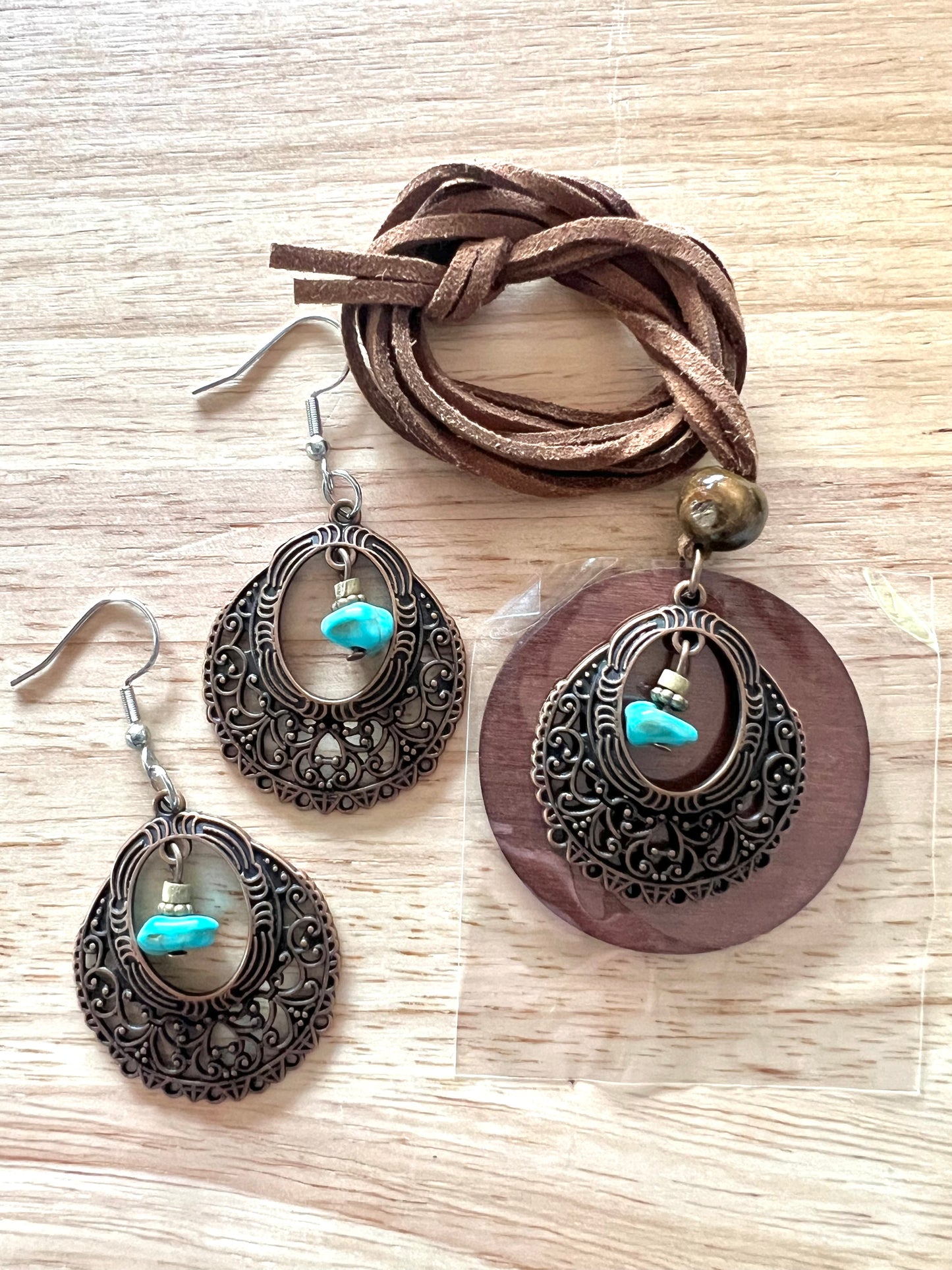 Boho Lace Pendant Earring Set
