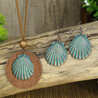 Patina Shell Pendant Earring Set