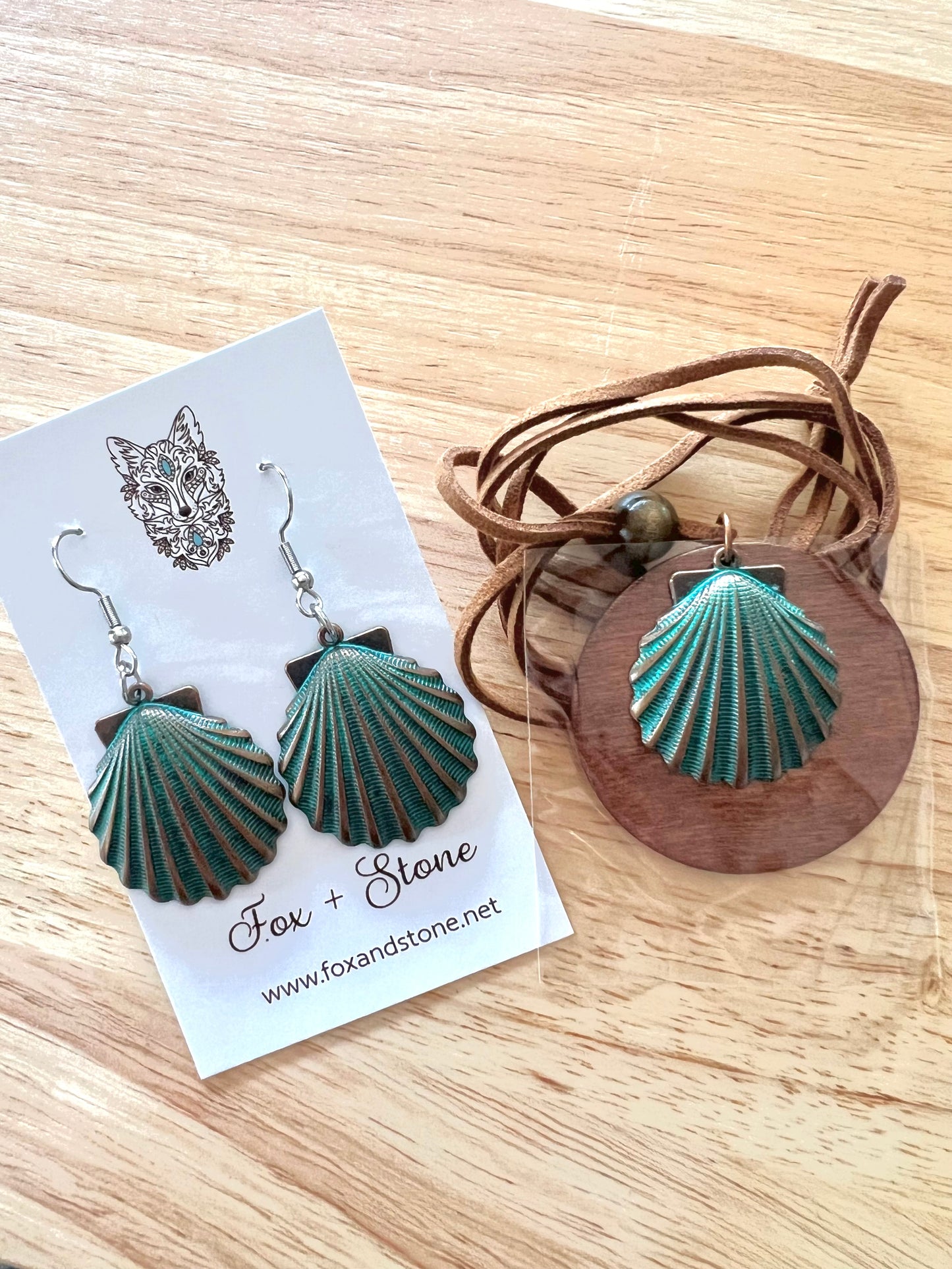 Patina Shell Pendant Earring Set