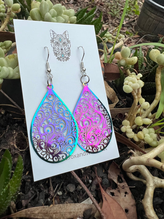 Holly Iridescent Filigree Earrings