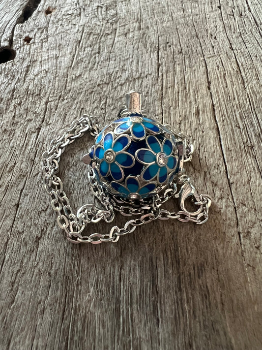 Blue Flower Oil Diffuser Pendant