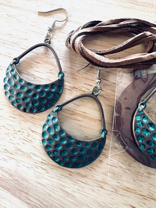Patina Bronze Pendant Earring Set