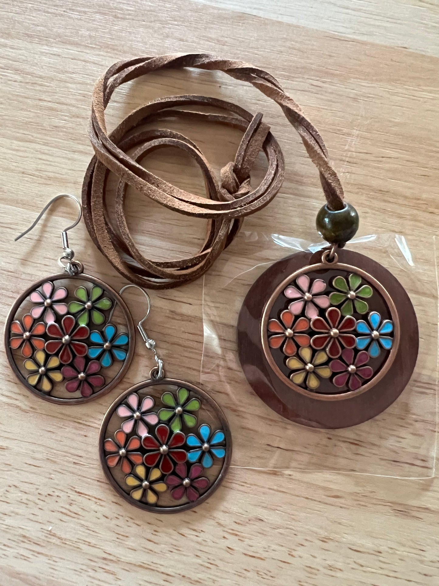Floral Bronze Pendant Earring Set