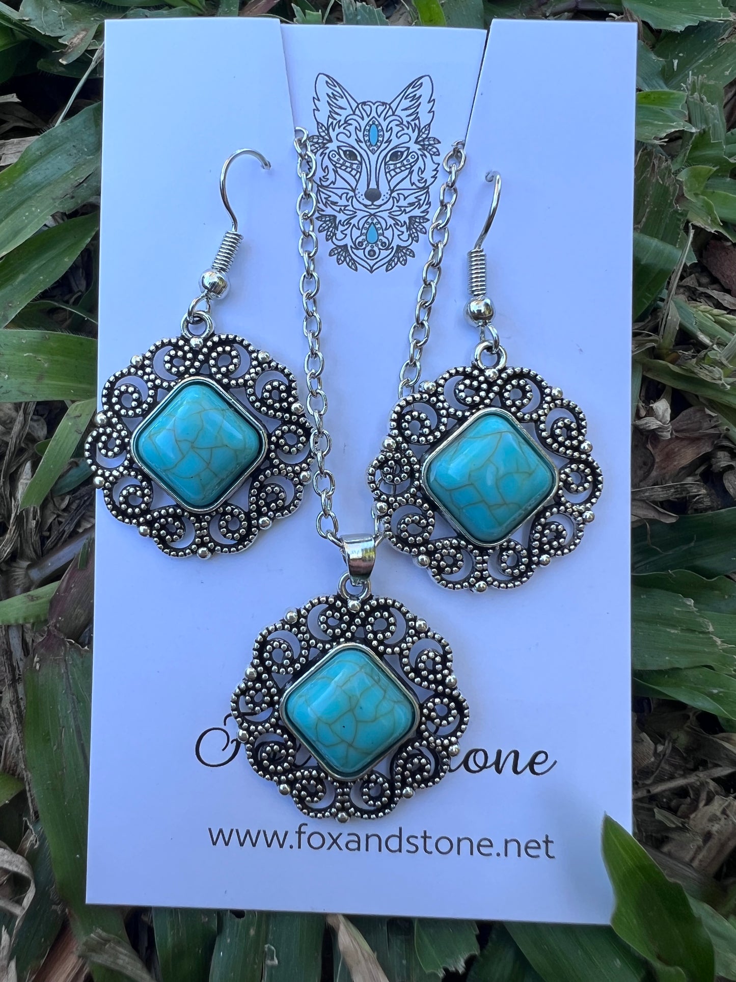 Ocean Howlite Pendant Earring Set