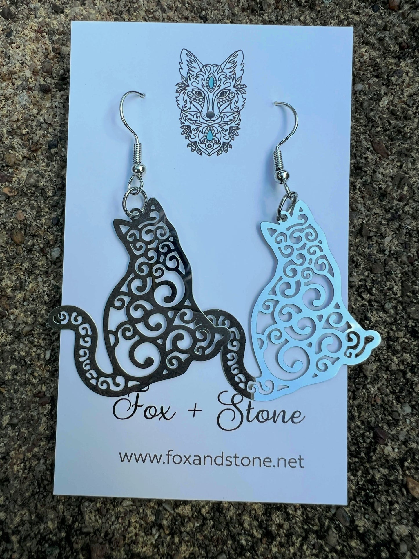 Silver Shine Filigree Cat Earrings