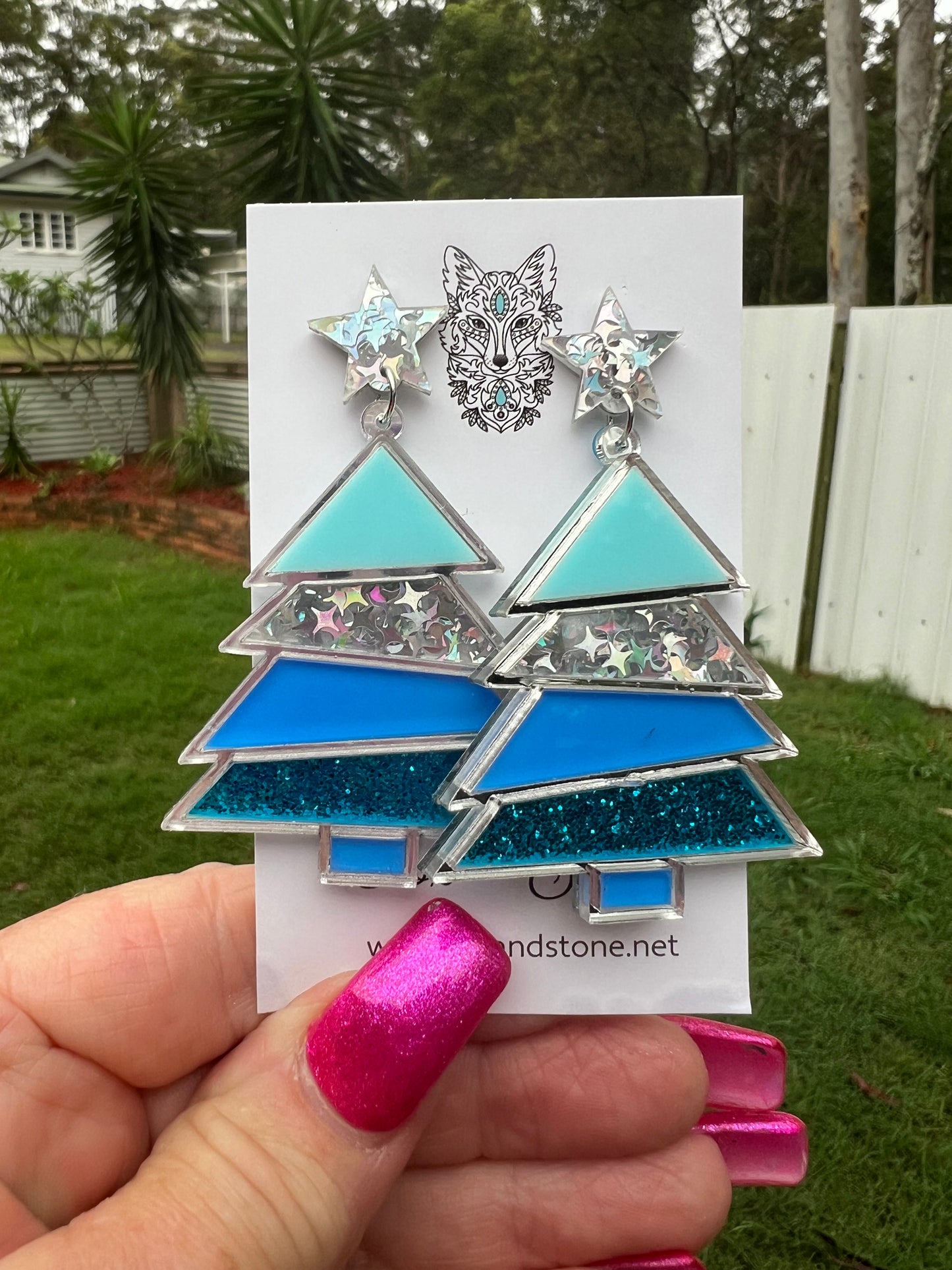 Stunning Xmas Tree Earrings Blue