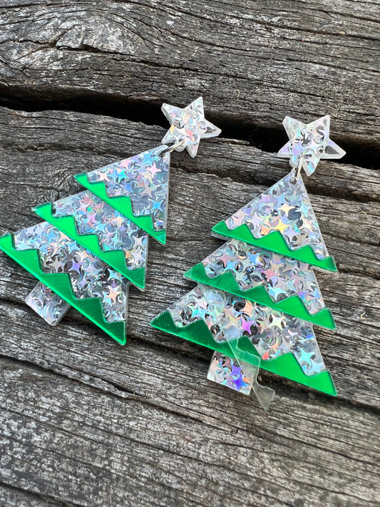 Beautiful Acrylic Mirror Xmas Tree Earrings Silver Iridescent
