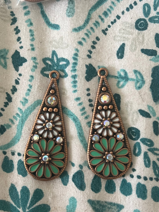 Teardrop Green Daisy Earrings