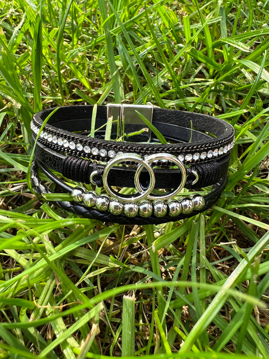 Double Ring Charm Layered Bracelet BLACK