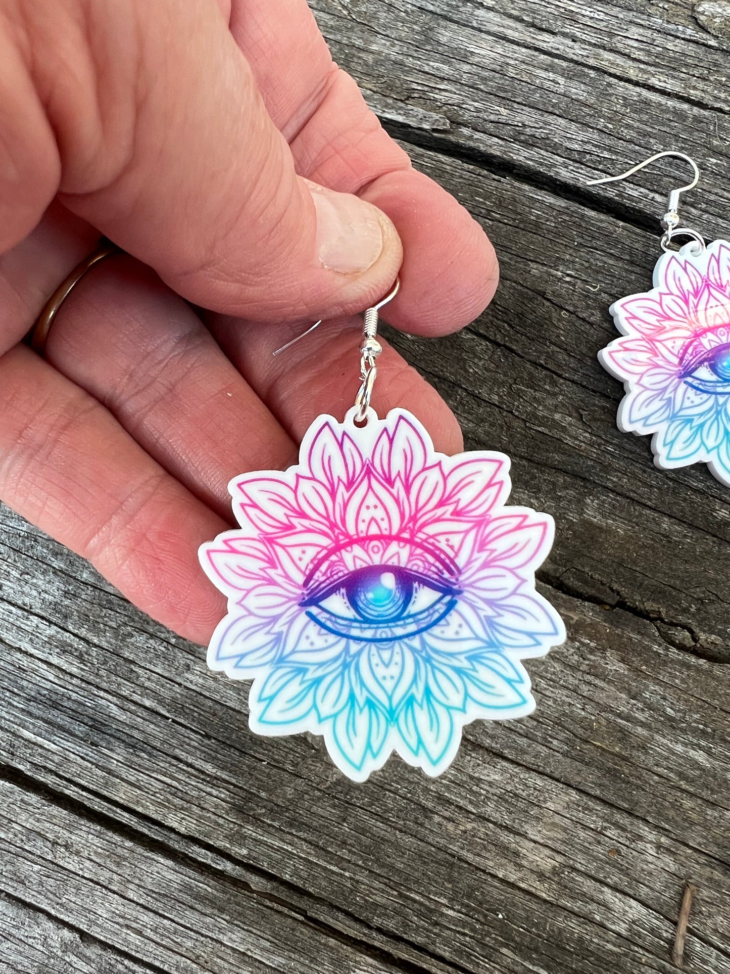 Stunning Ombre Lotus Eye Earrings