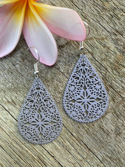 Grey Shelby Filigree