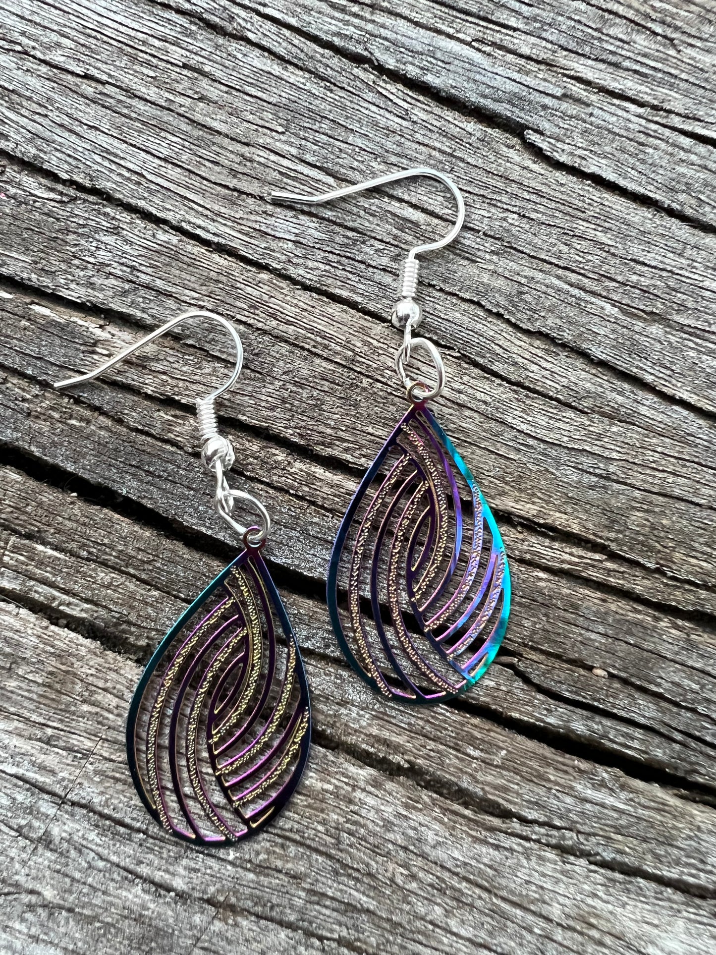 Amelia Iridescent Filigree Earrings