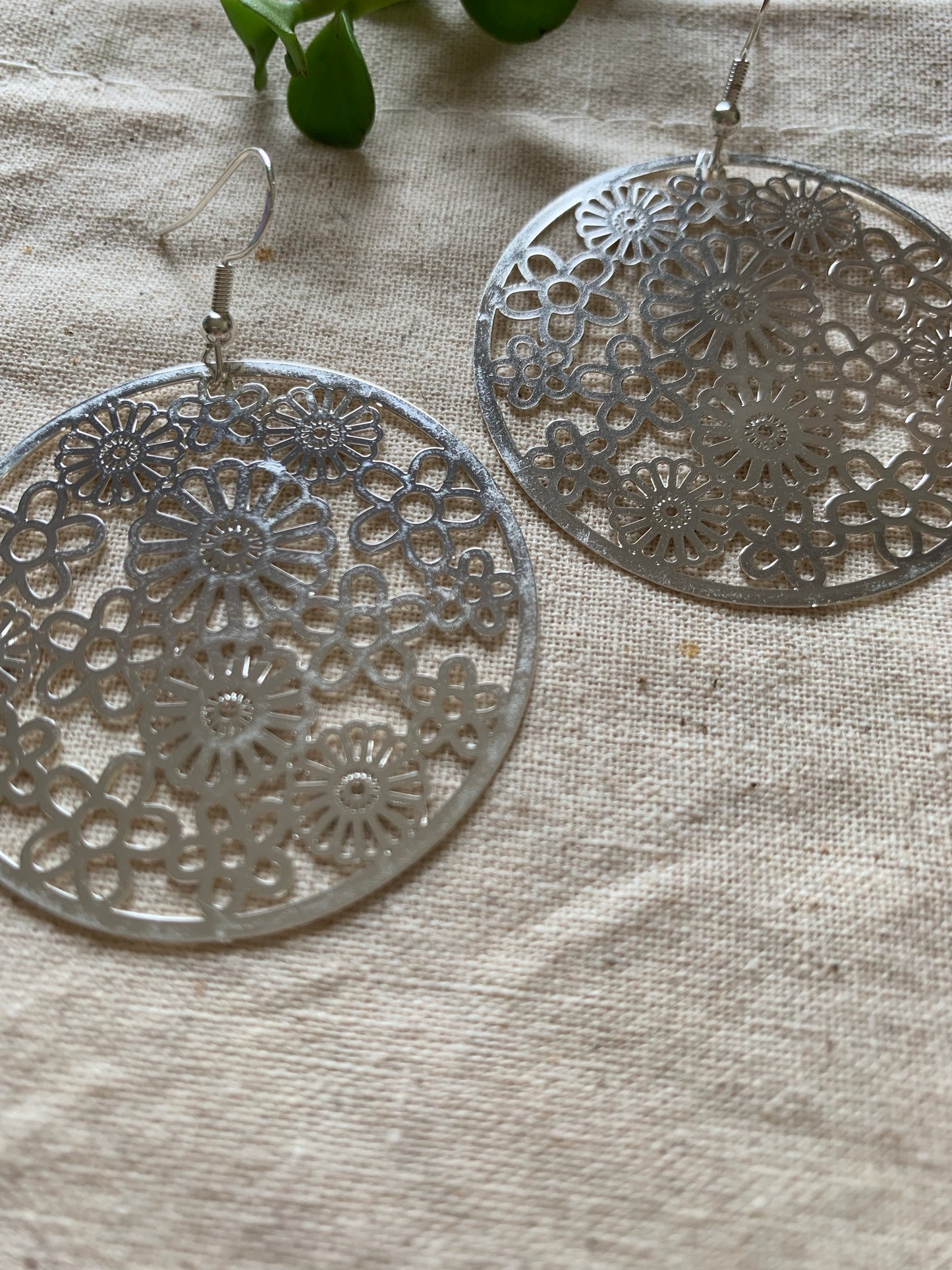 Pretty Silver Monique Filigree
