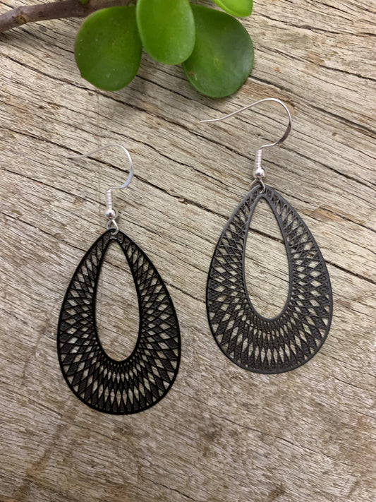 Julia Black Filigree