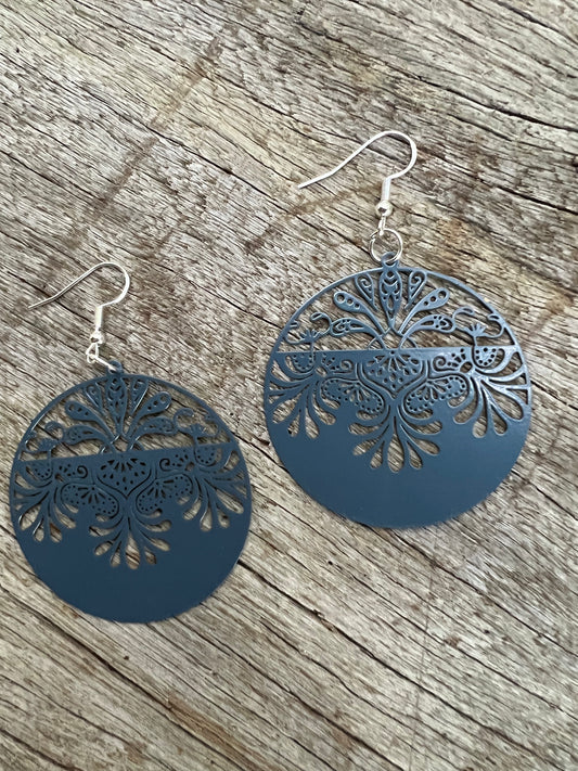 Indigo Lotus Swirl Filigree
