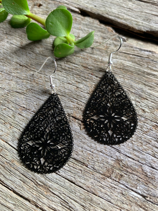 Midnight Black Shelby Filigree
