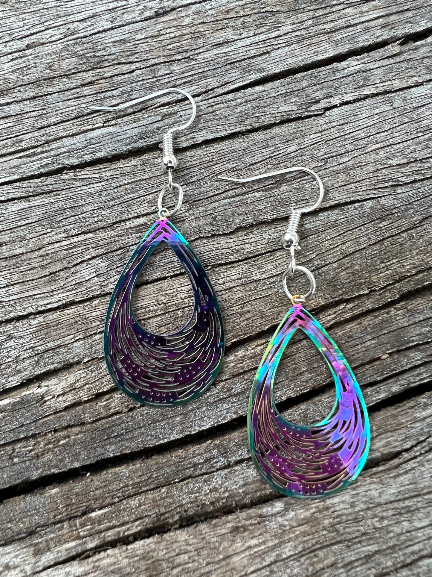 Teardrop Woven Iridescent Filigree Earrings