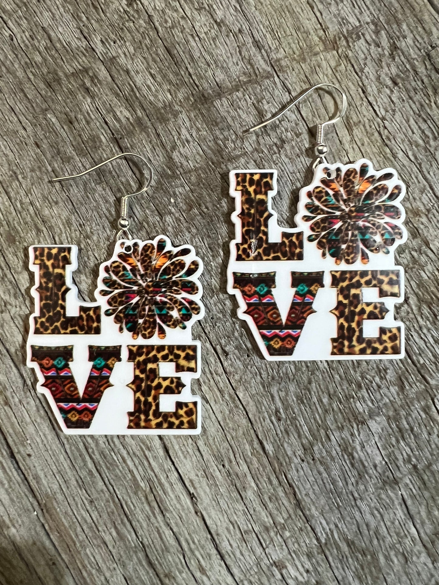 Pretty Leopard Love Earrings