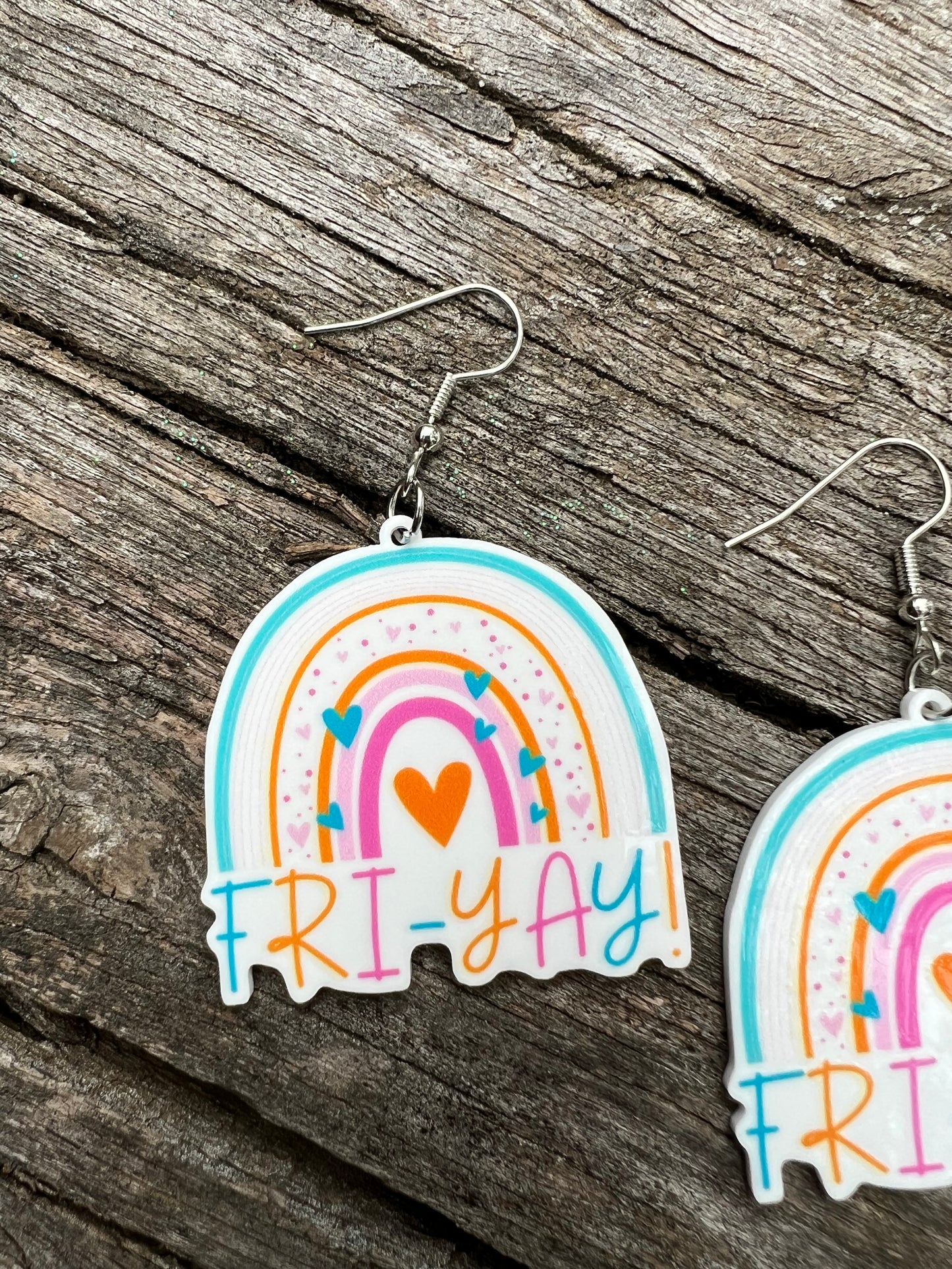 Fri-Yay Arch Earrings