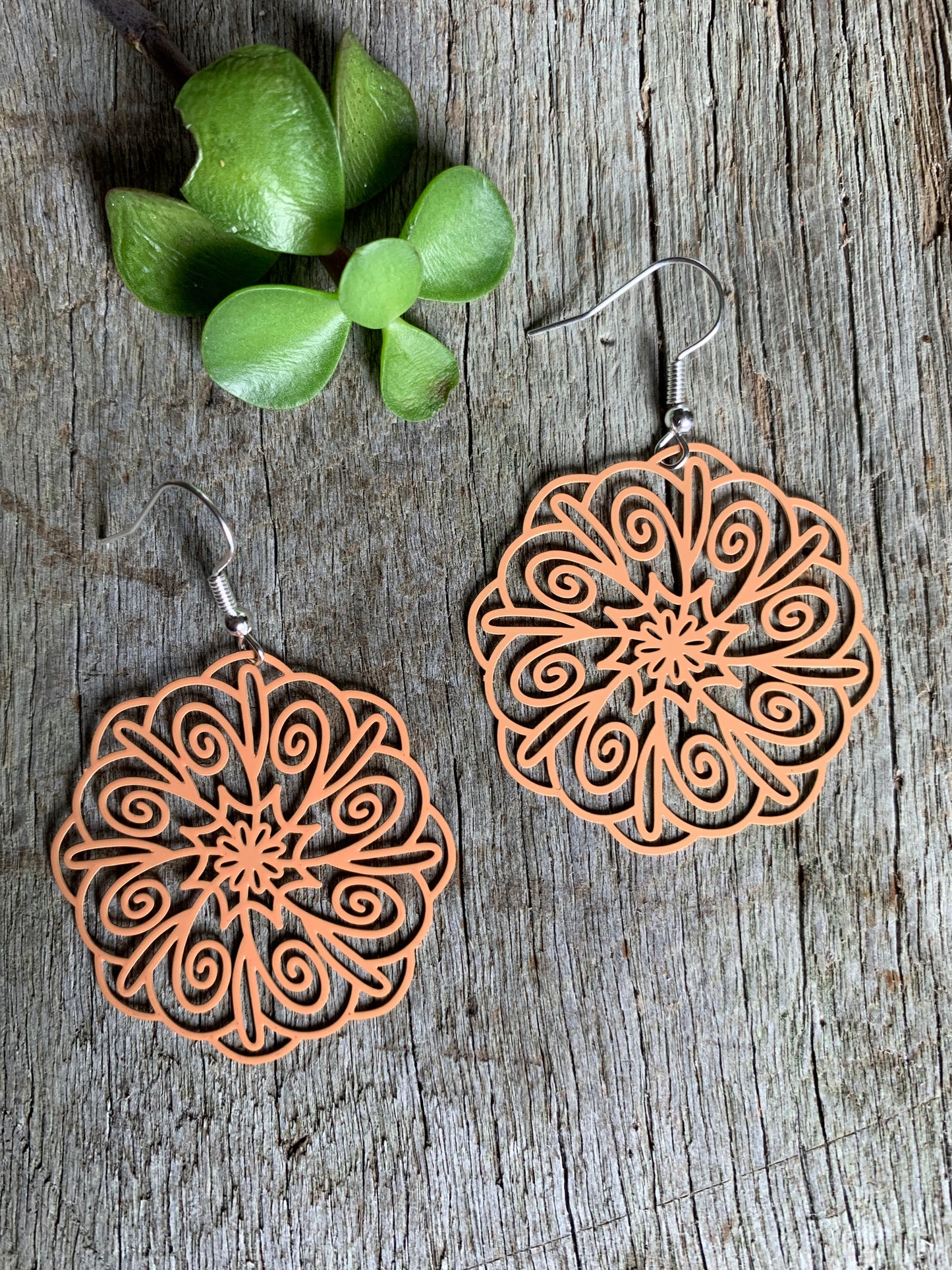 Natural Harlow Filigree
