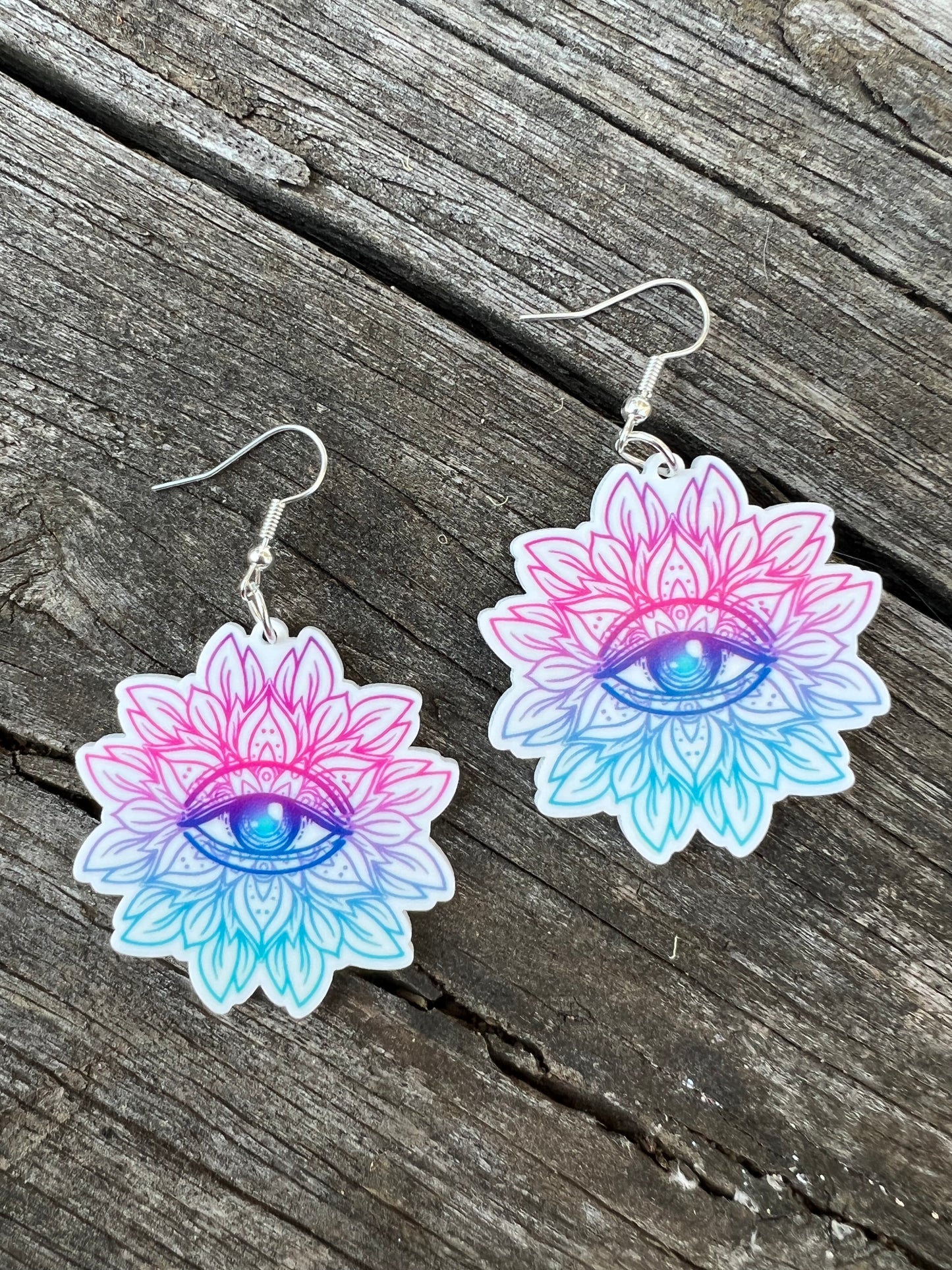 Stunning Ombre Lotus Eye Earrings