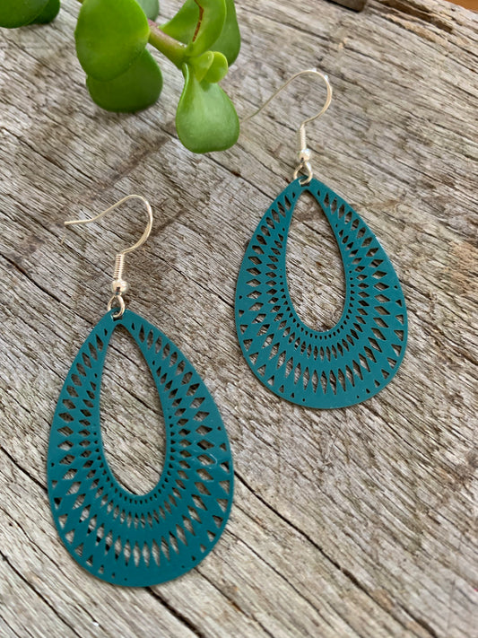Julia Tranquil Filigree