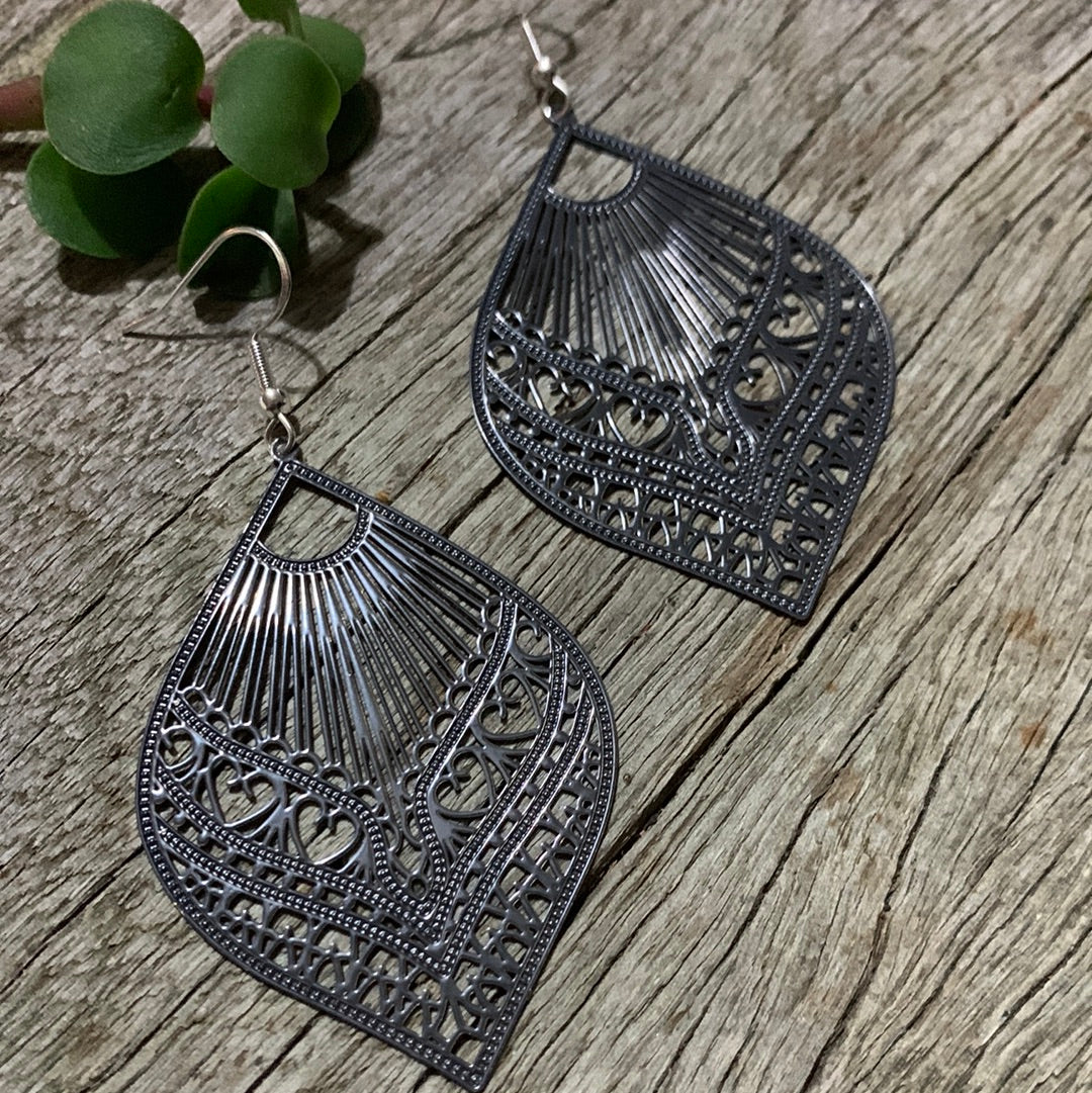 Storm Samantha Filigree