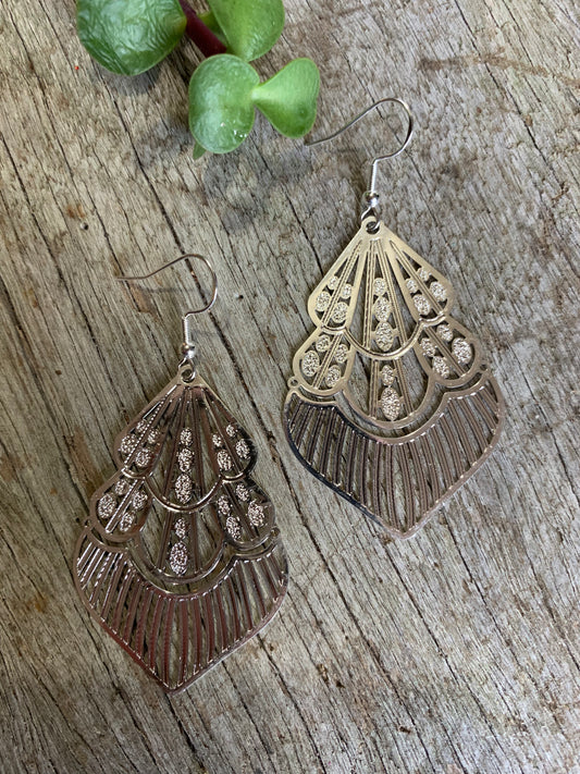 Maggie May Shiny Silver Filigree