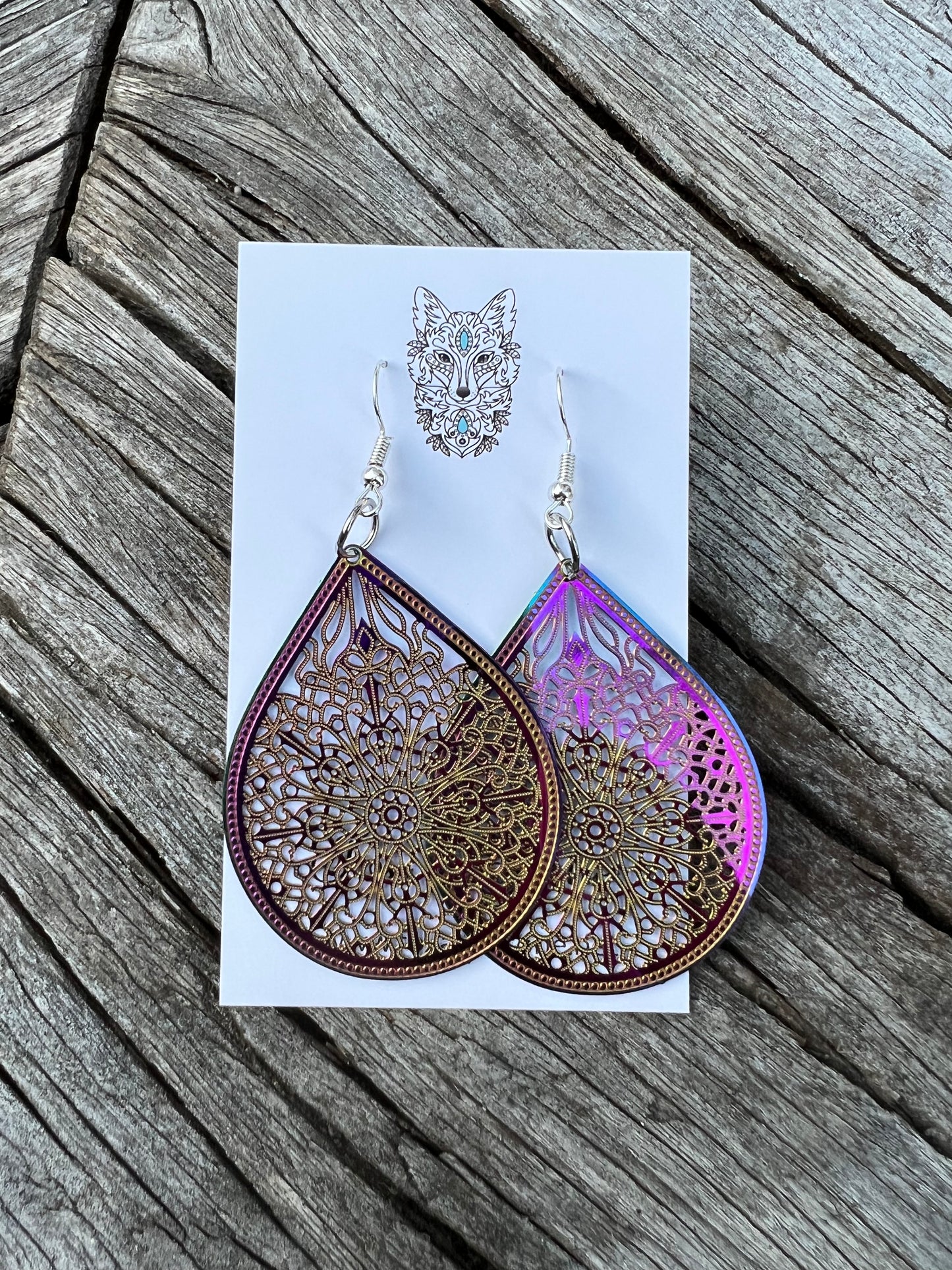 Iridescent Dover Filigree Earrings