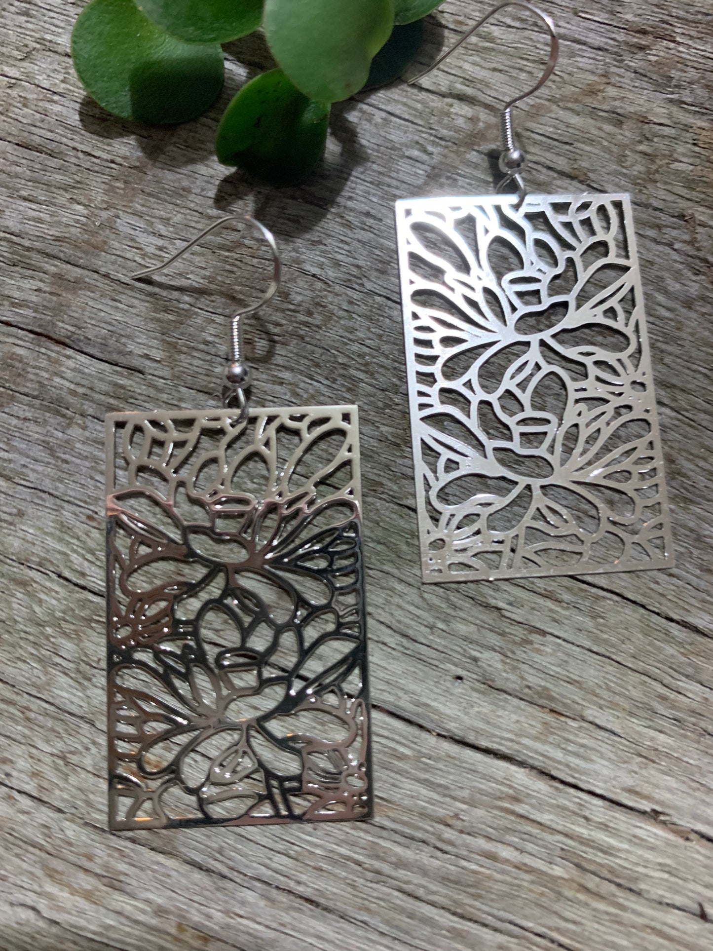Shiny Silver Freya Filigree
