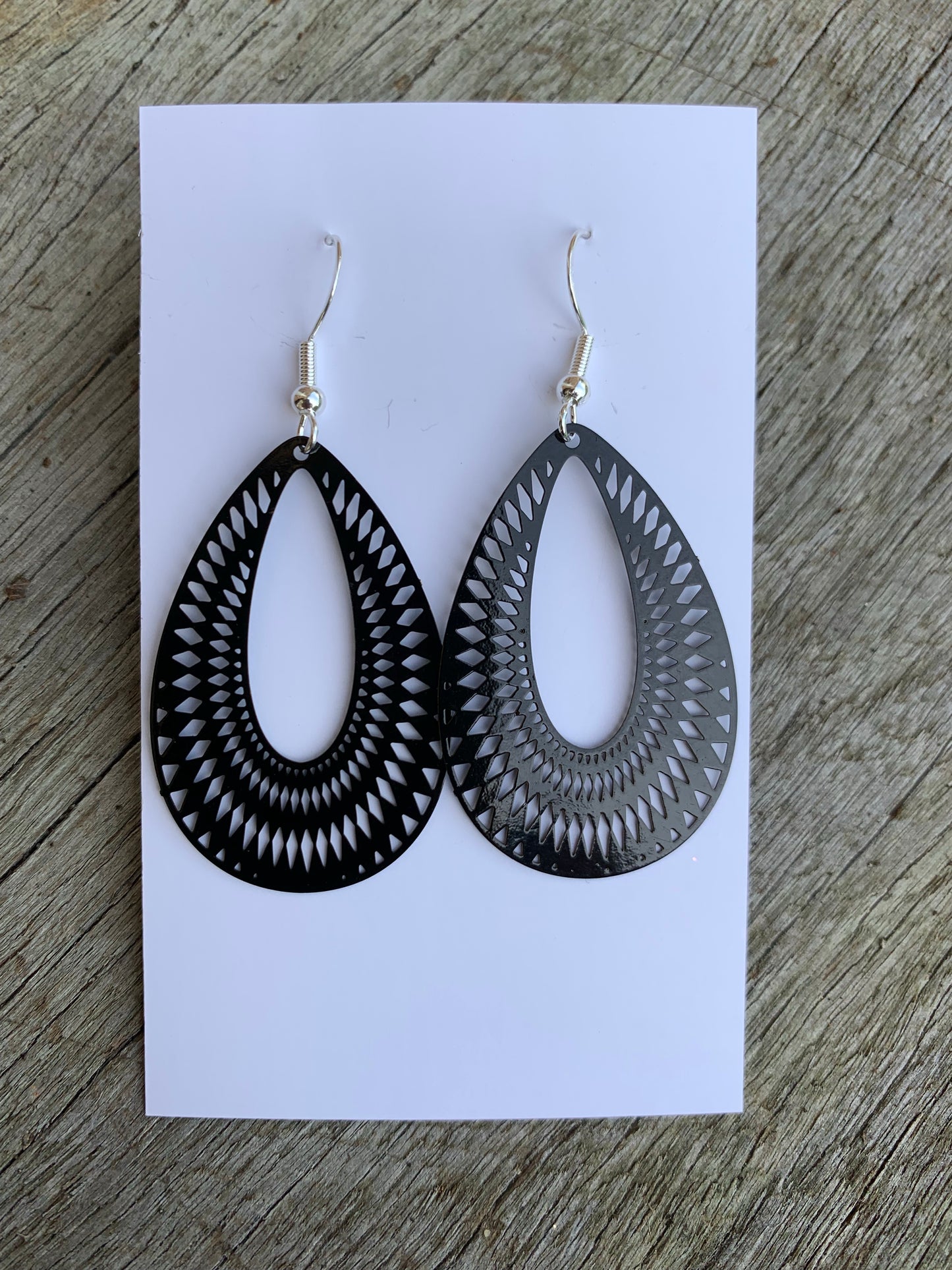 Julia Black Filigree