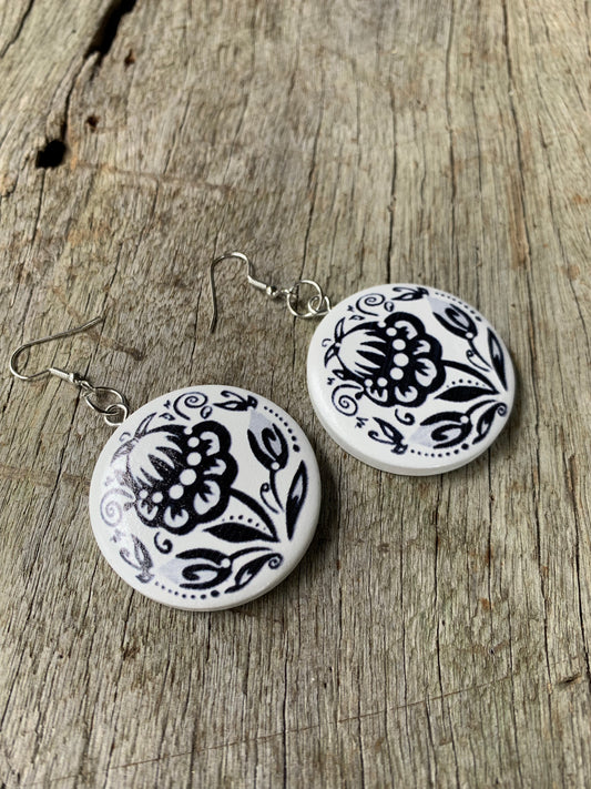 Black Lydia Wood Earrings