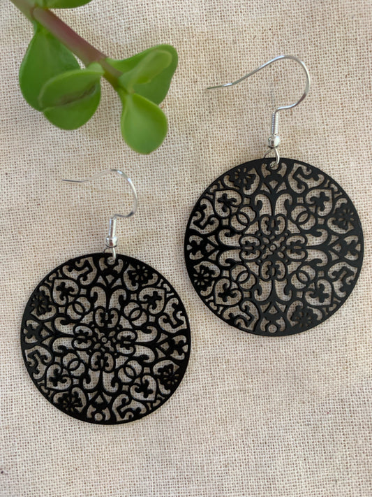 Black Evie Filigree