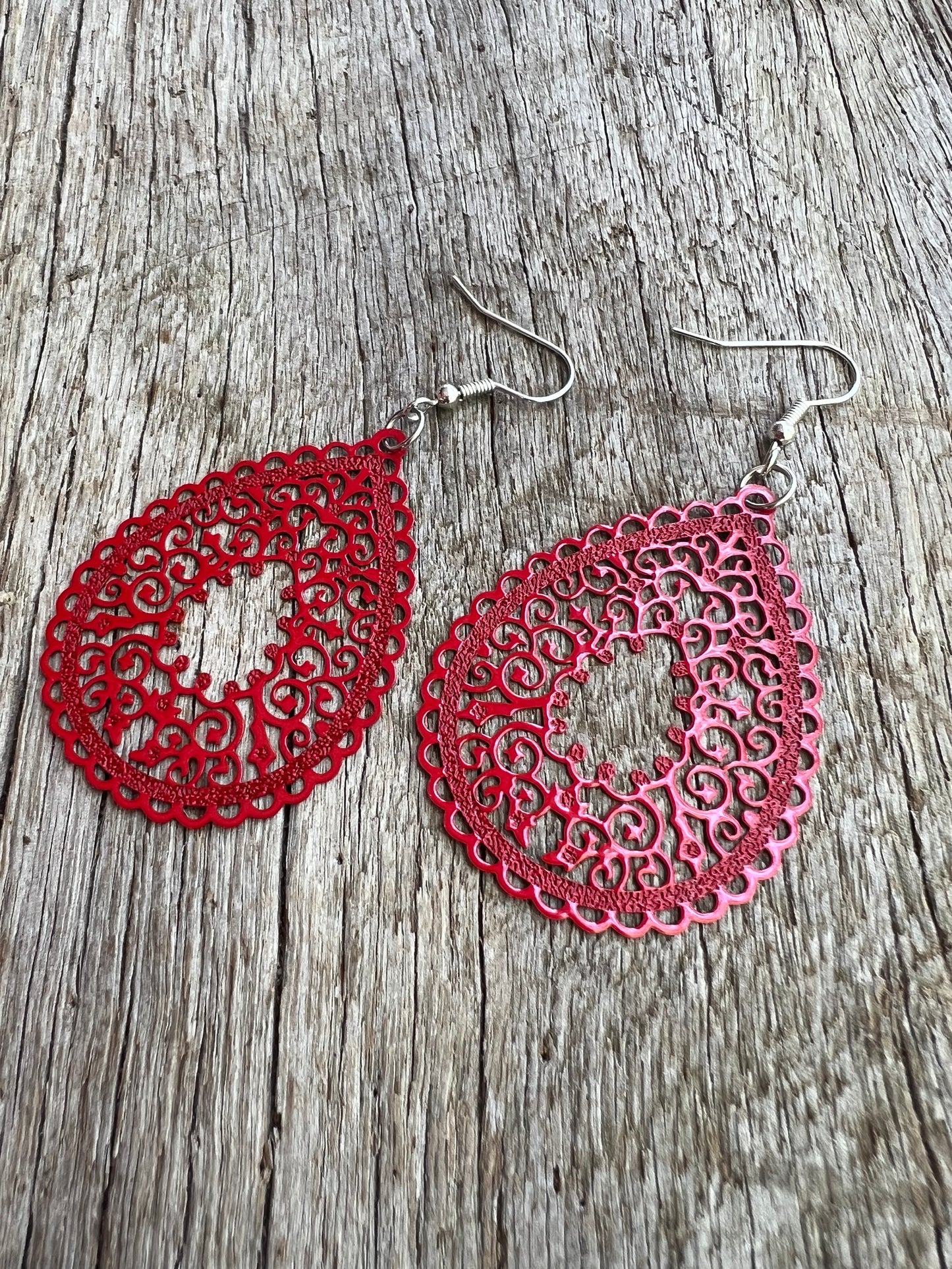 Rich Red Frankie Filigree