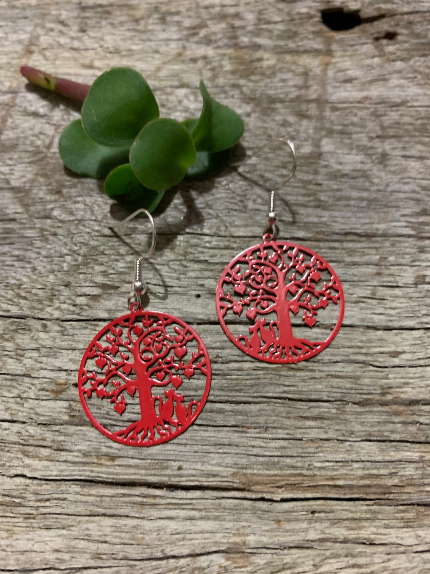 Red Tree of Life Filigree