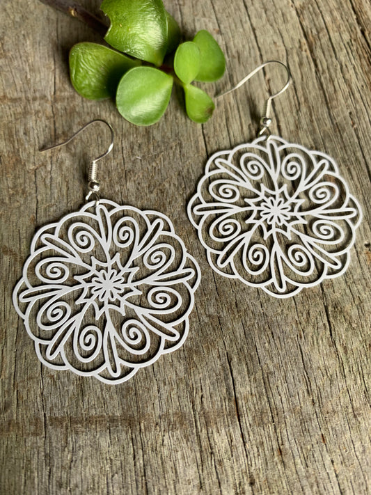 Pure White Harlow Filigree