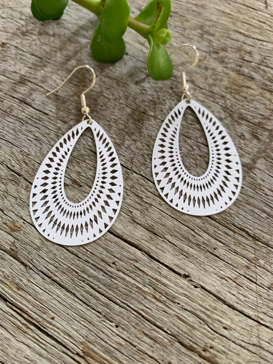 Julia White Filigree